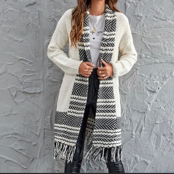 H&M Sweaters - H&M Boho Fringe Cardigan